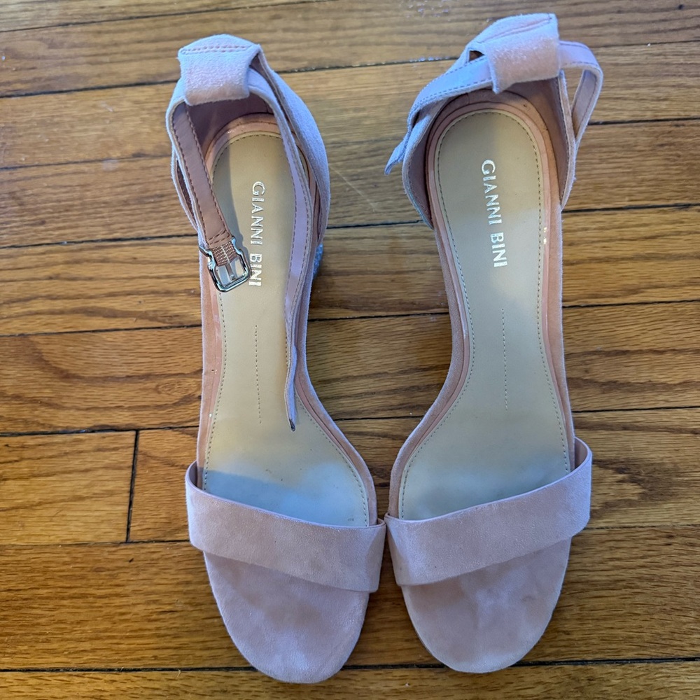 Pink Gianni Bini heels